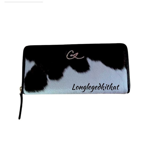 ‼️SOLD‼️Christian LACROIX BROWN AND WHITE FUR WALLET - Picture 2 of 5